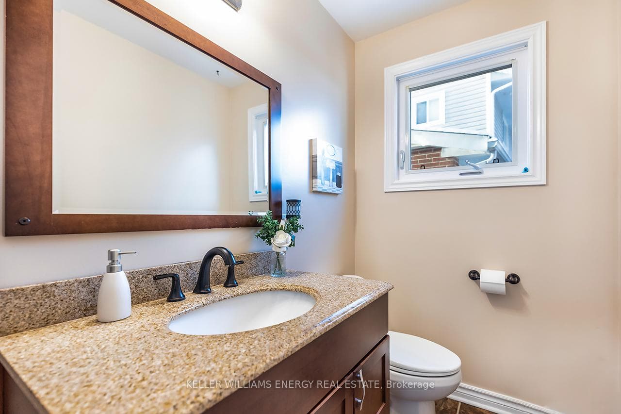 Powder room