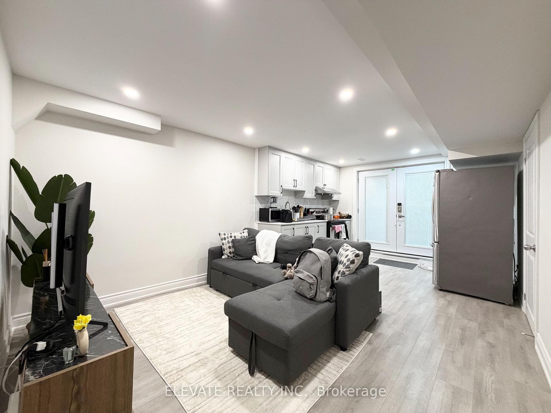 2073 The Chase N/A Unit Basement photo 4