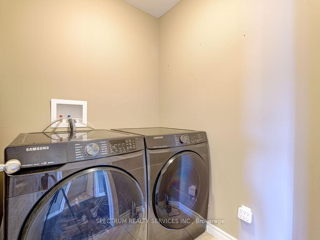 960 Bitterbush Crescent Unit 35 photo 25