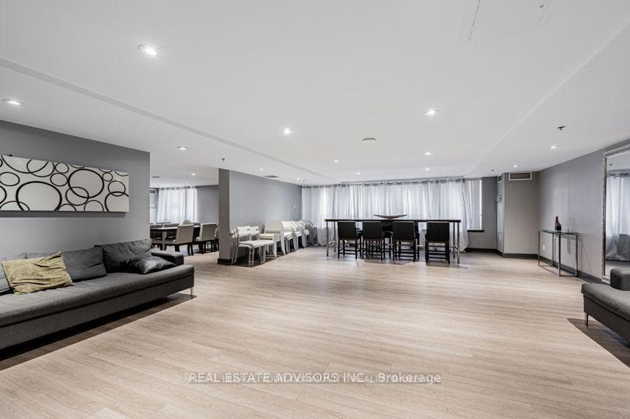1369 Bloor Street Unit 1113 photo 6