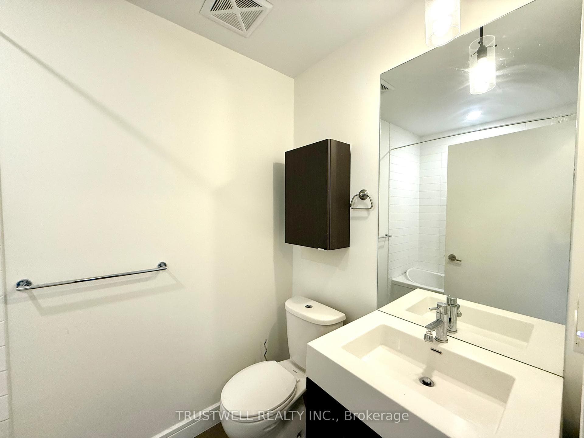 112 George Street Unit S812 photo 7