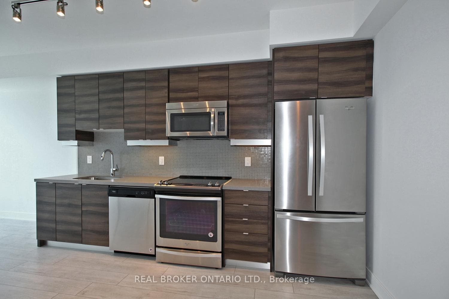 525 Adelaide Street Unit PH31 photo 12