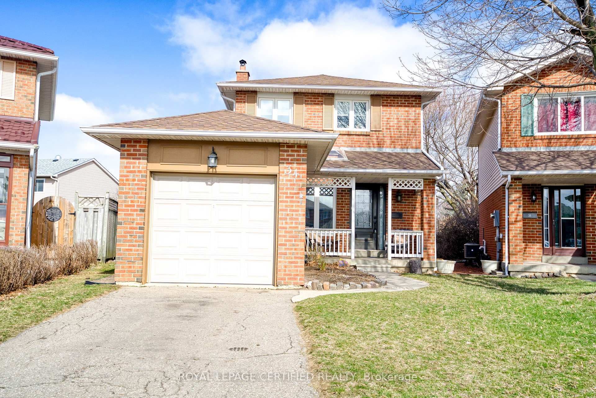 34 Helios Place photo 3
