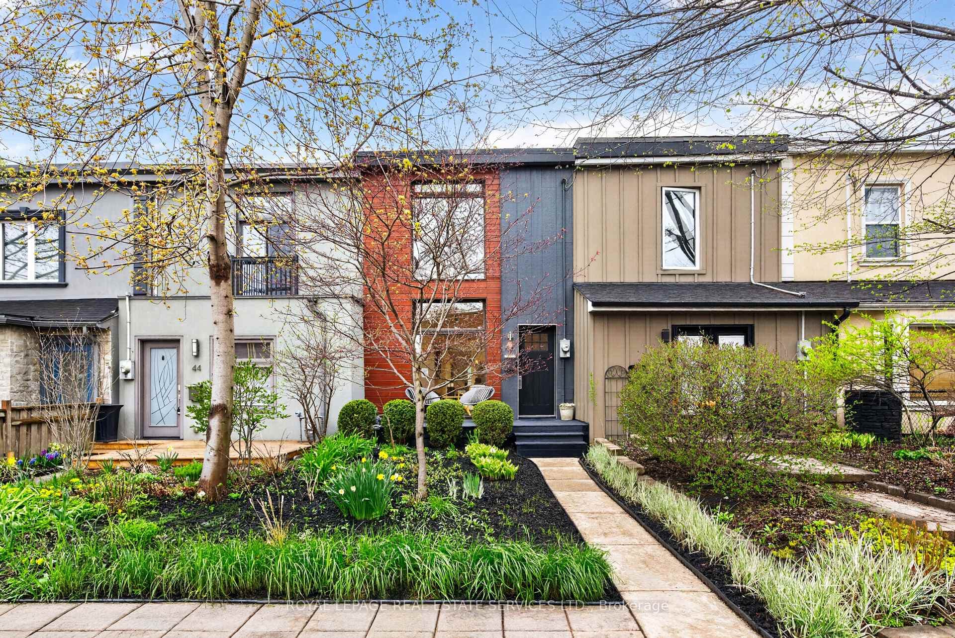46 Logan Avenue photo 1