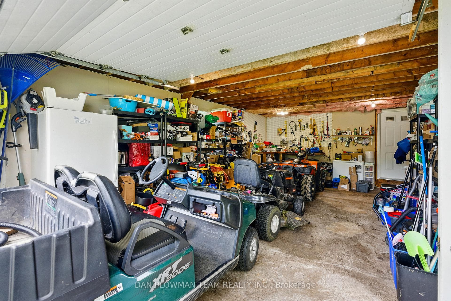 184 Chapman Drive photo 43