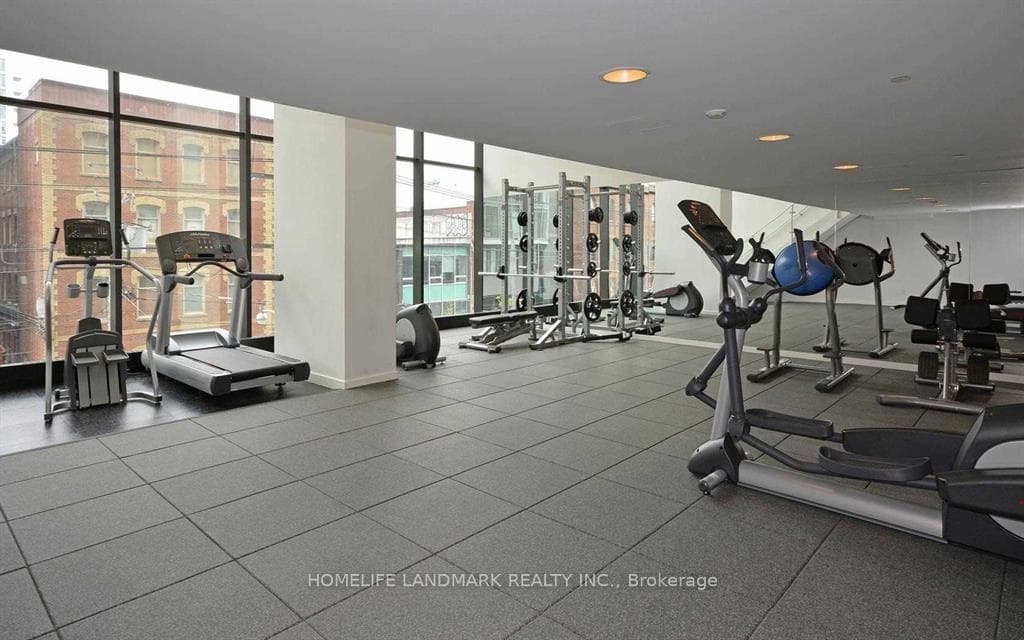 38 Stewart Street Unit 902 photo 18