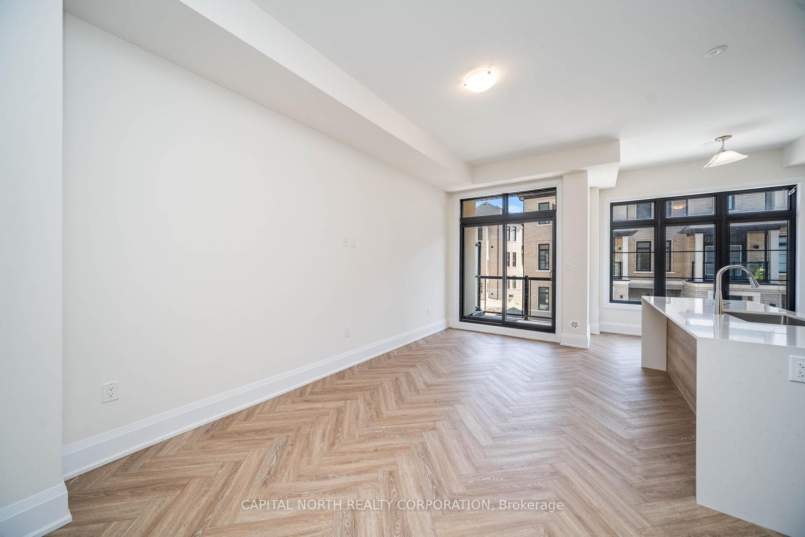154 De La Roche Drive photo 18