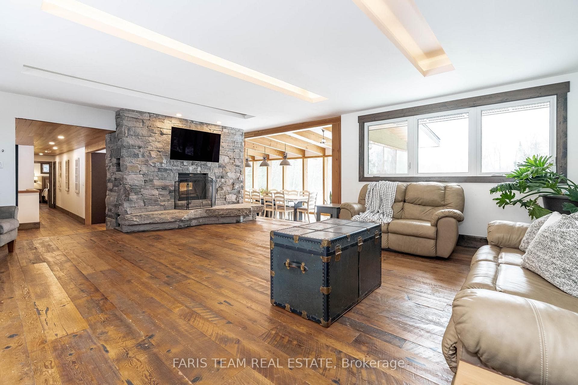 1507 Hendrie Road photo 12
