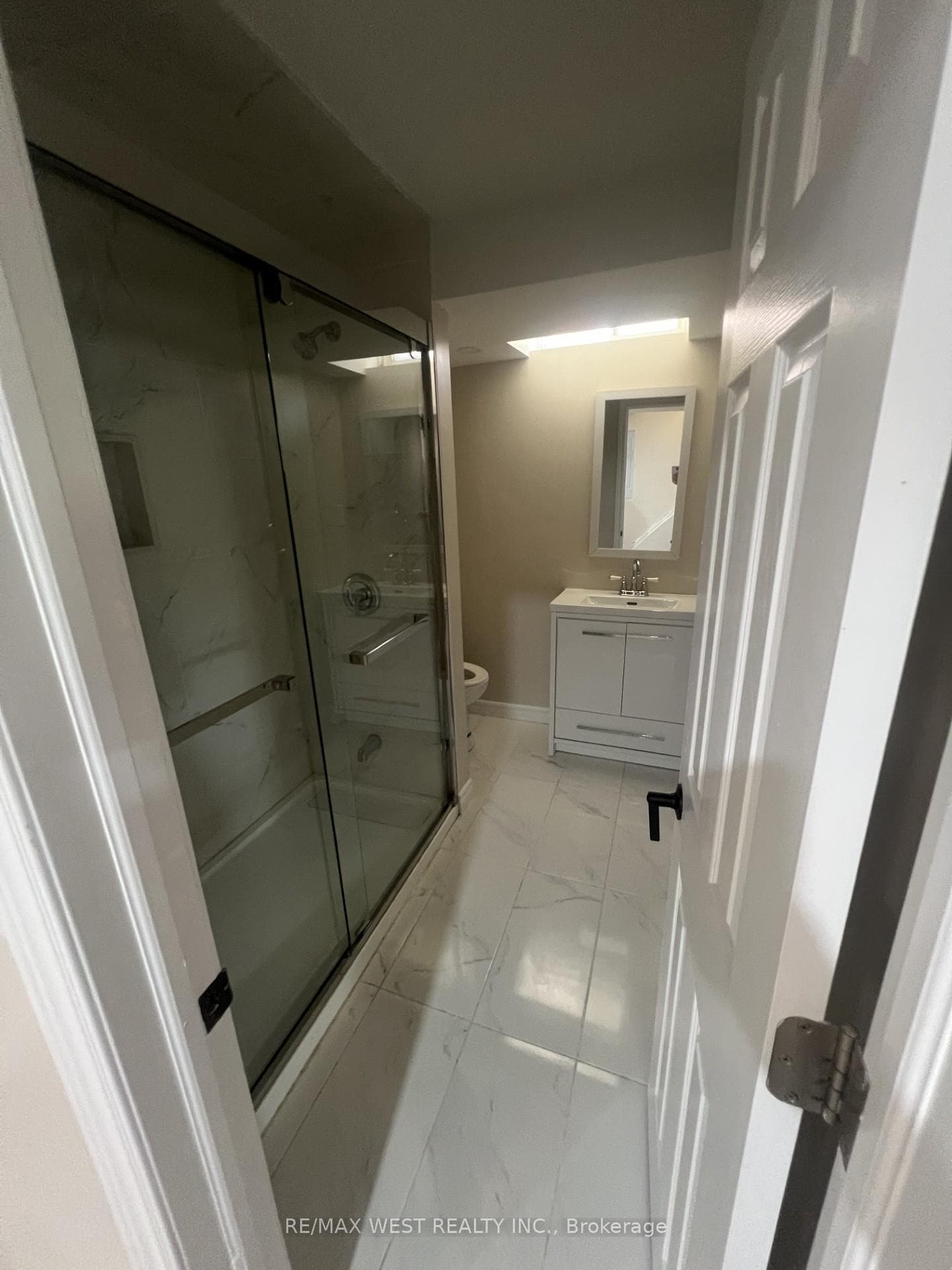 60 Furrow Drive photo 18