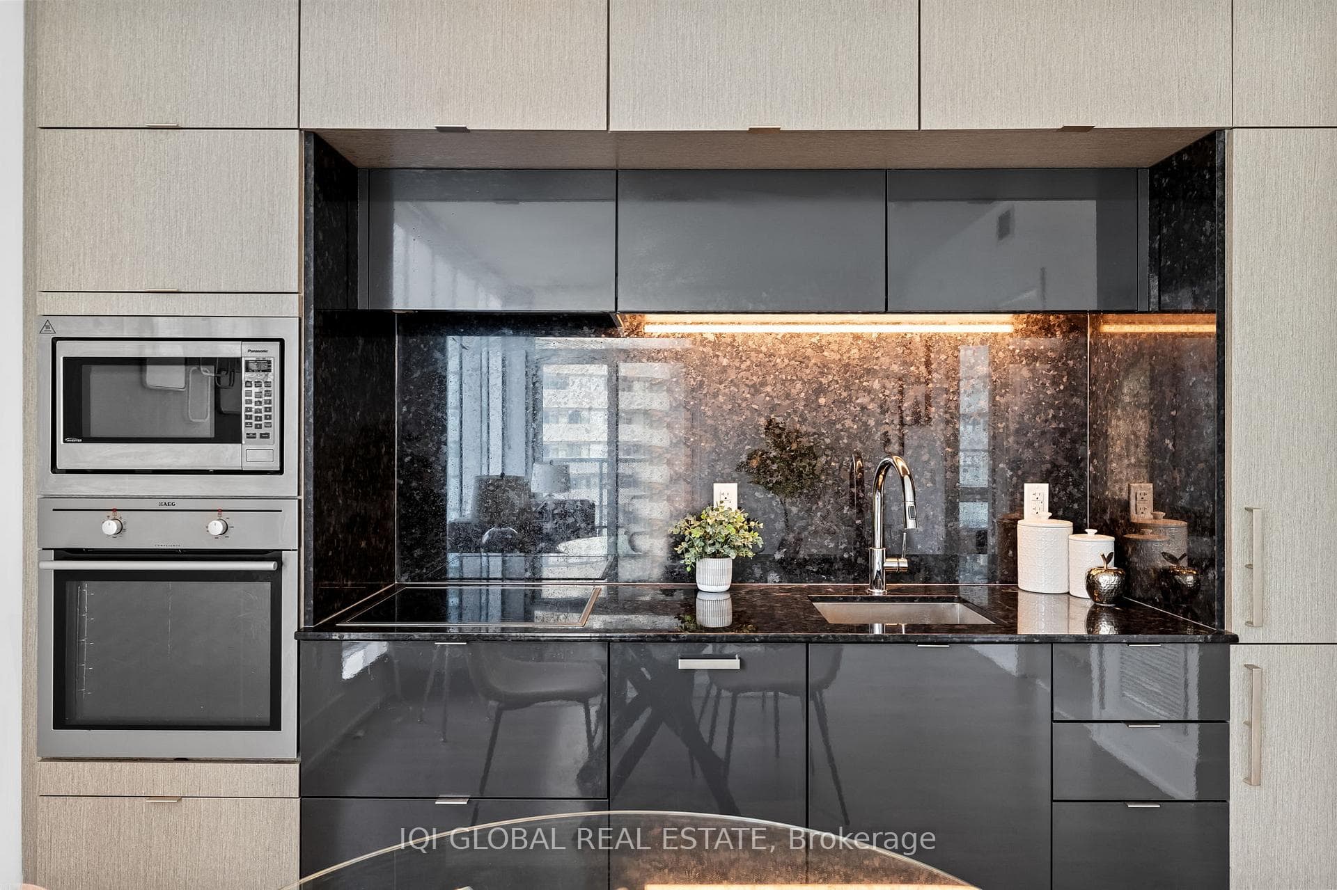 10 York Street Unit 3003 photo 13
