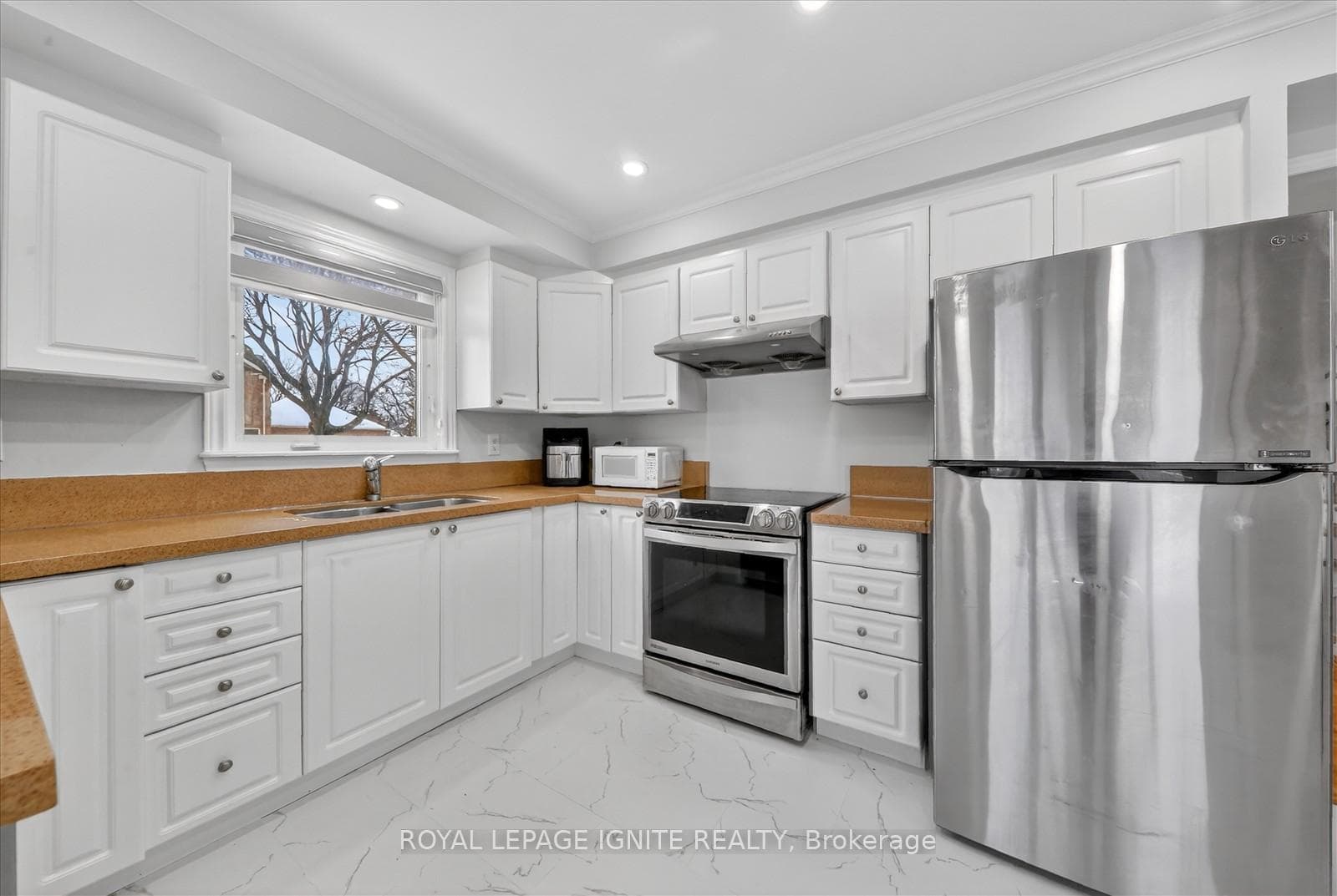 4 Millington Crescent photo 18