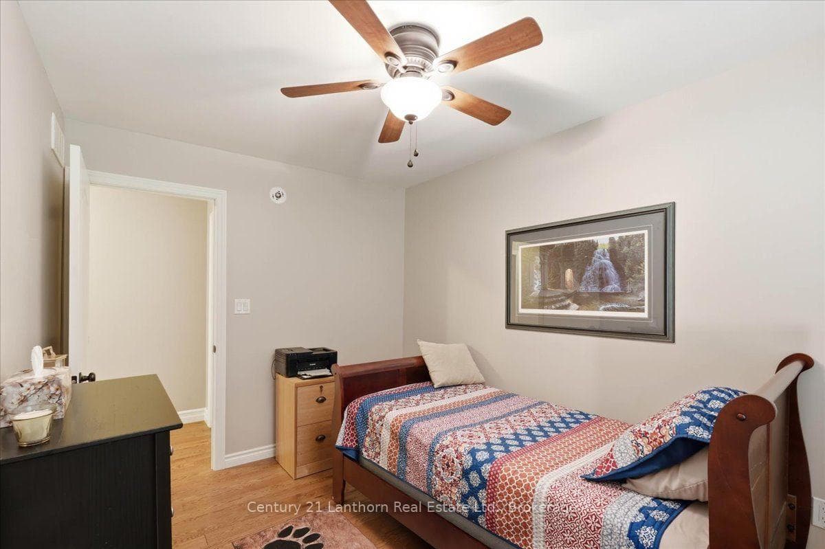 81 Reynolds Road photo 26