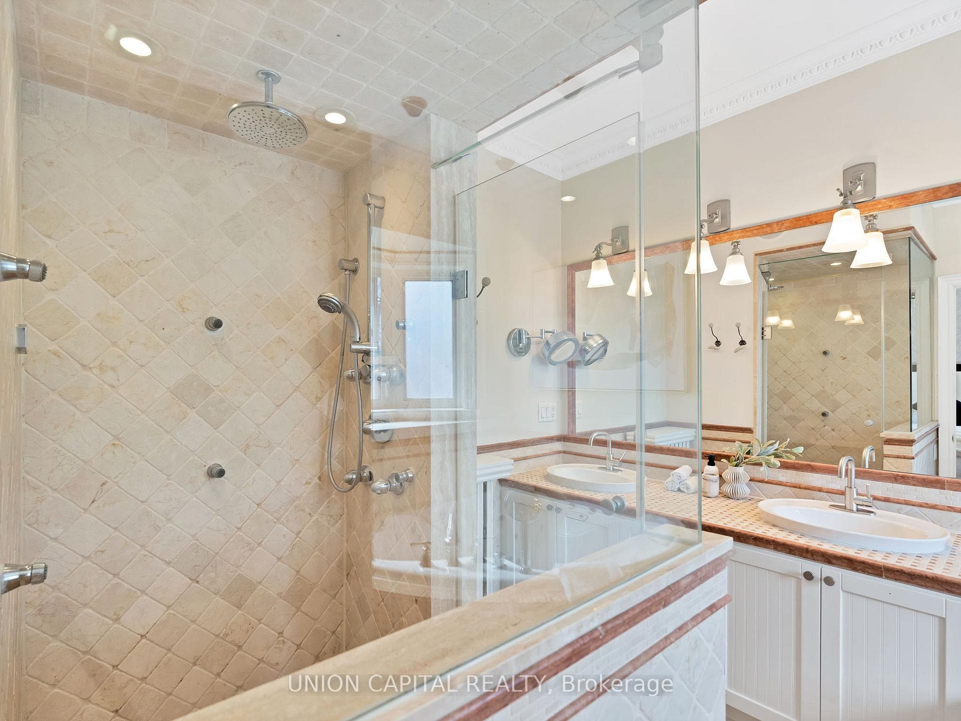 35 Glen Echo Road photo 20
