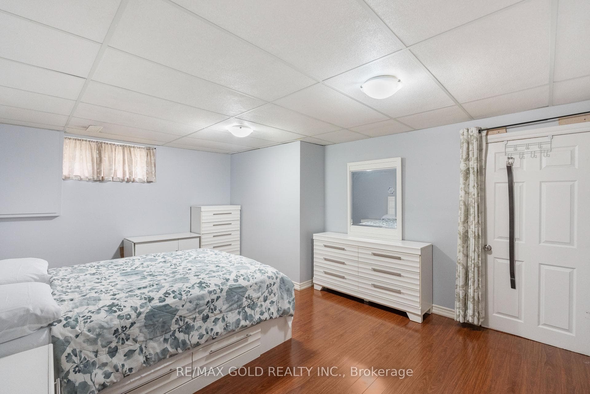 48 Maidstone Crescent photo 36