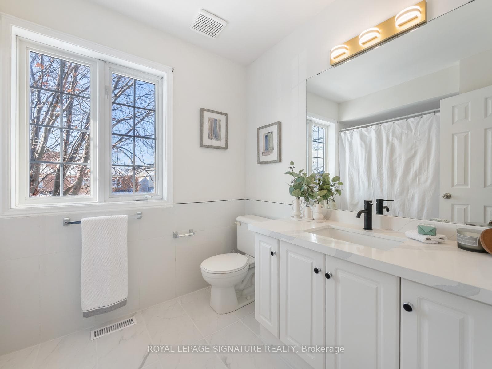 45 Freeport Drive photo 25