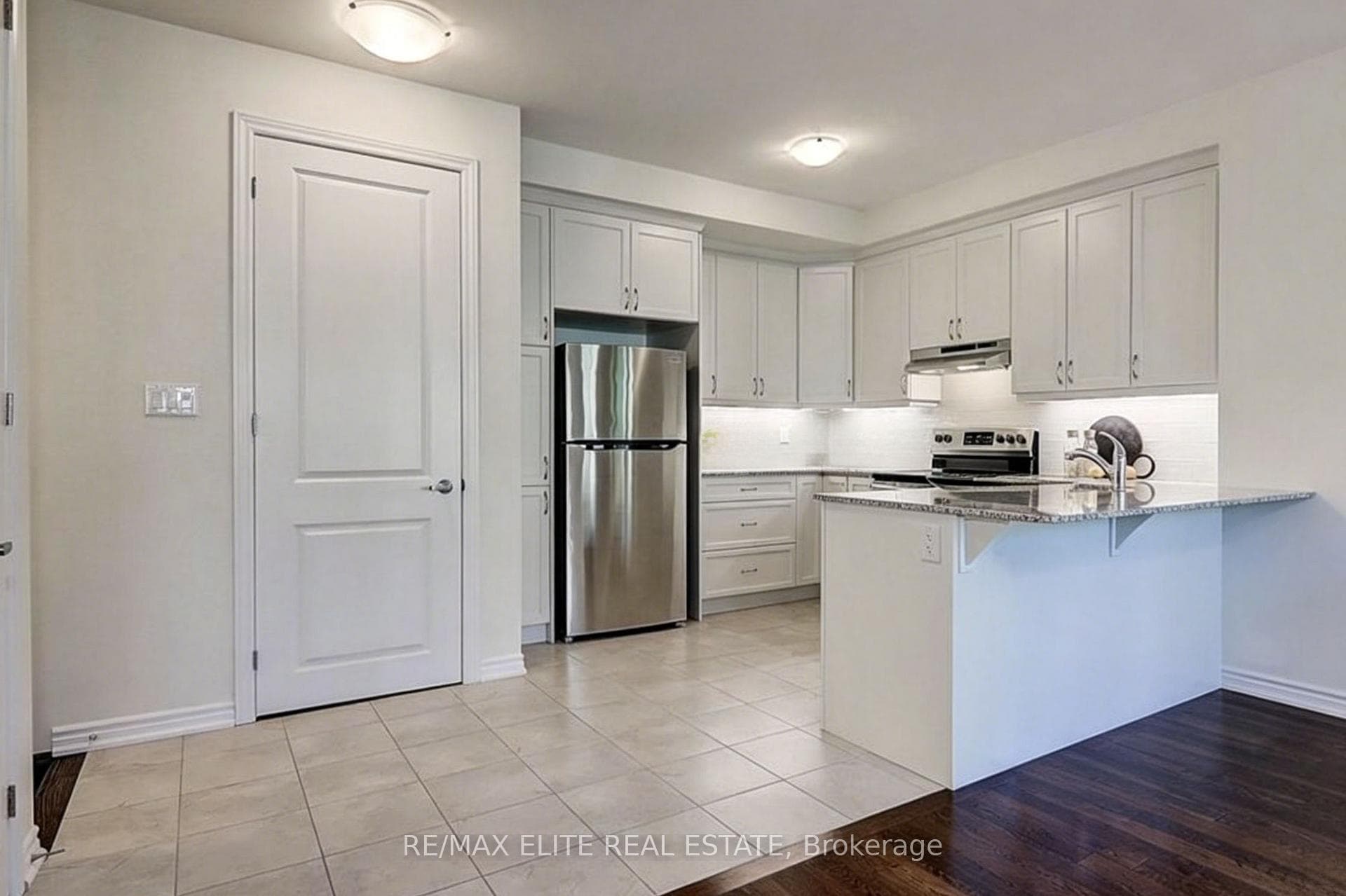 17 Thomas Frisby Jr Crescent Unit Makham photo 4