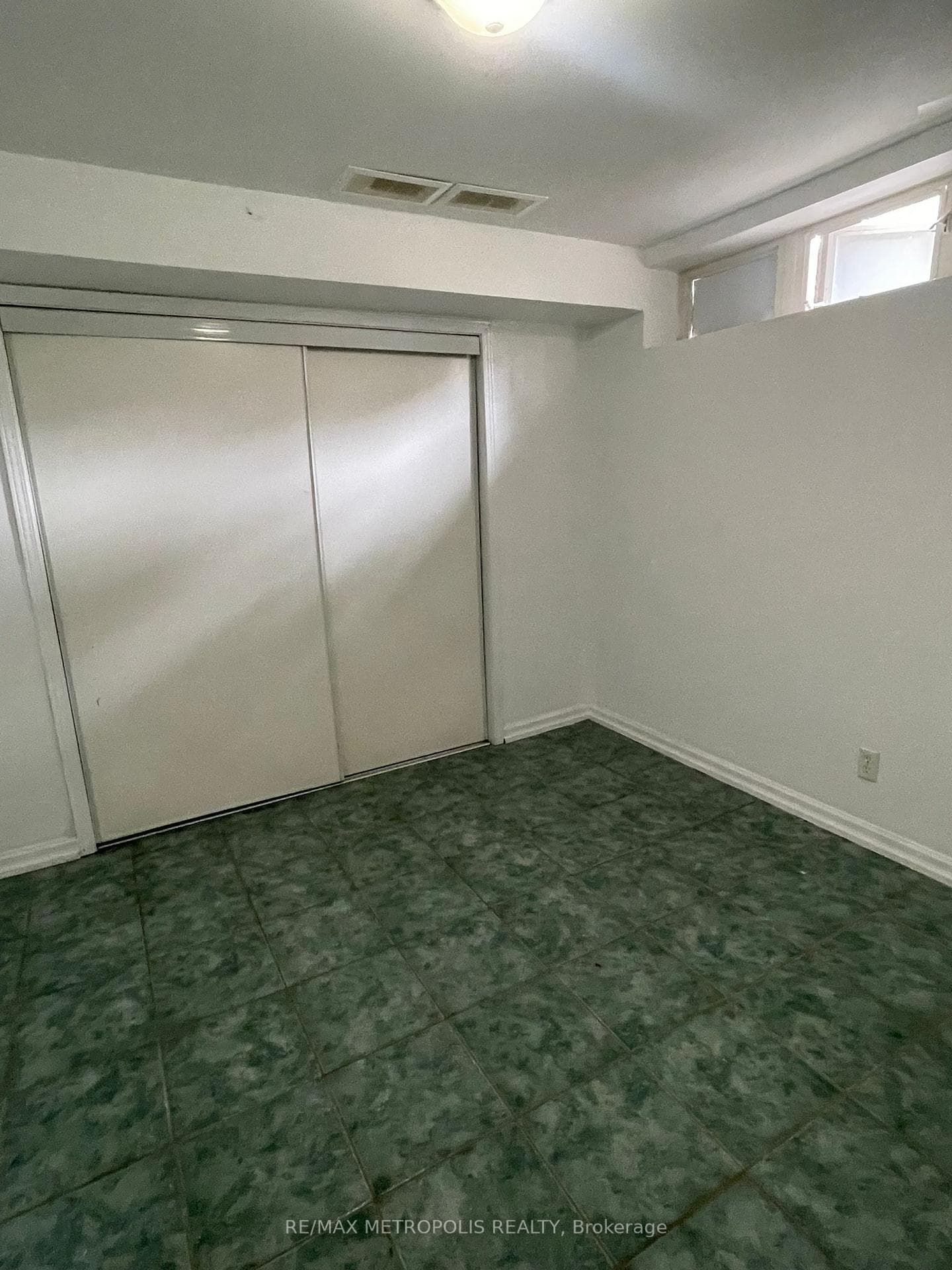 20 Bowsfield Road Unit BSMT photo 6