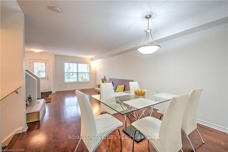 3320 Meadowgate Boulevard Unit 240 photo 11