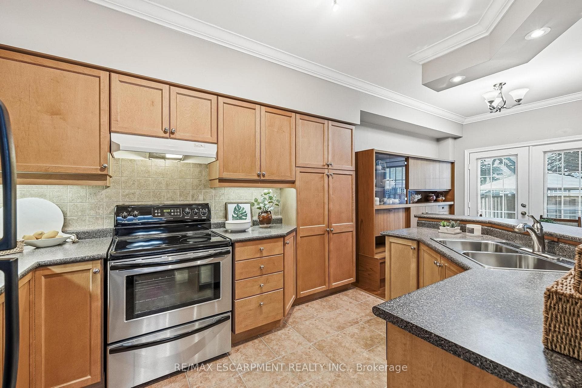 1375 STEPHENSON Drive Unit 43 photo 20