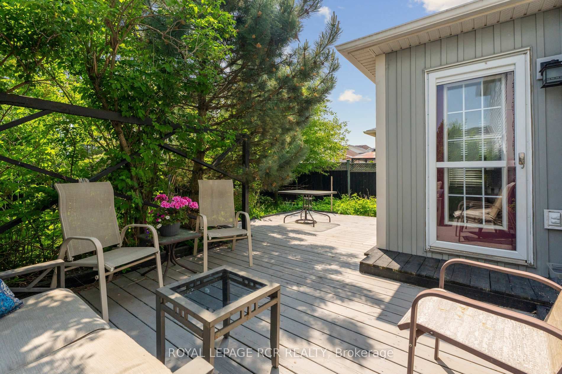 257 Berry Street photo 40