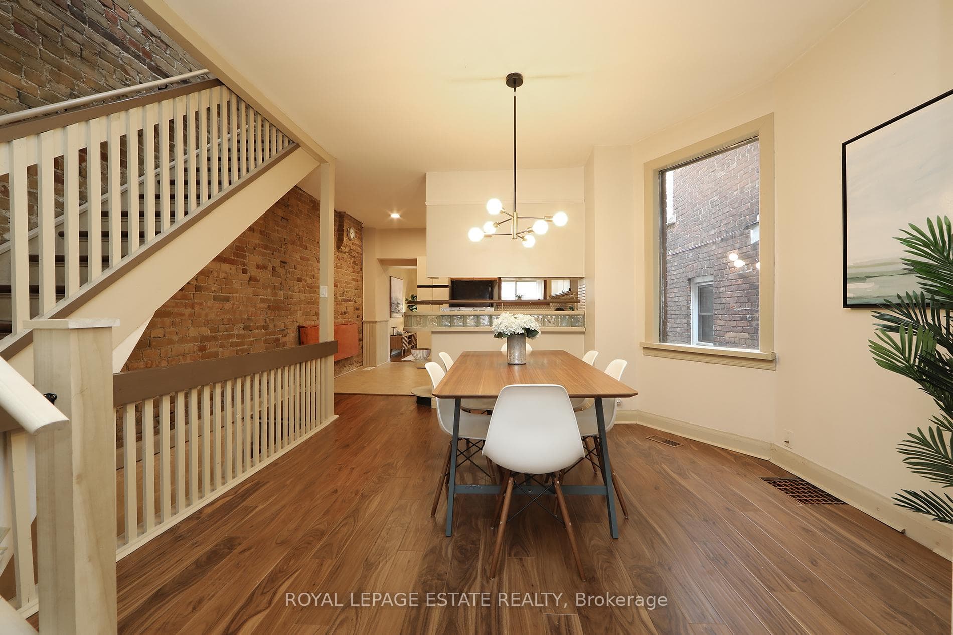 205 Waverley Road photo 10