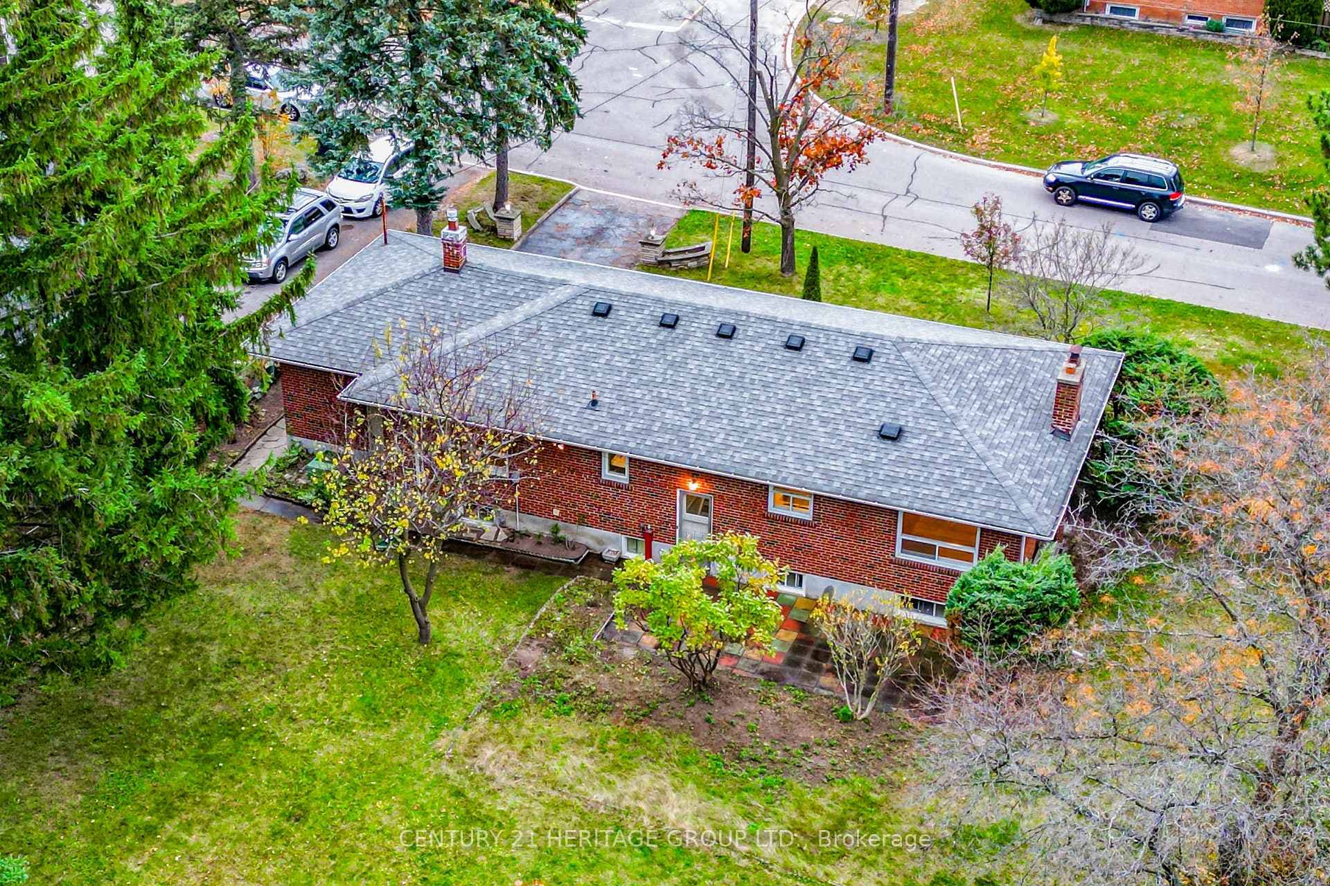 35 Caswell Drive photo 28
