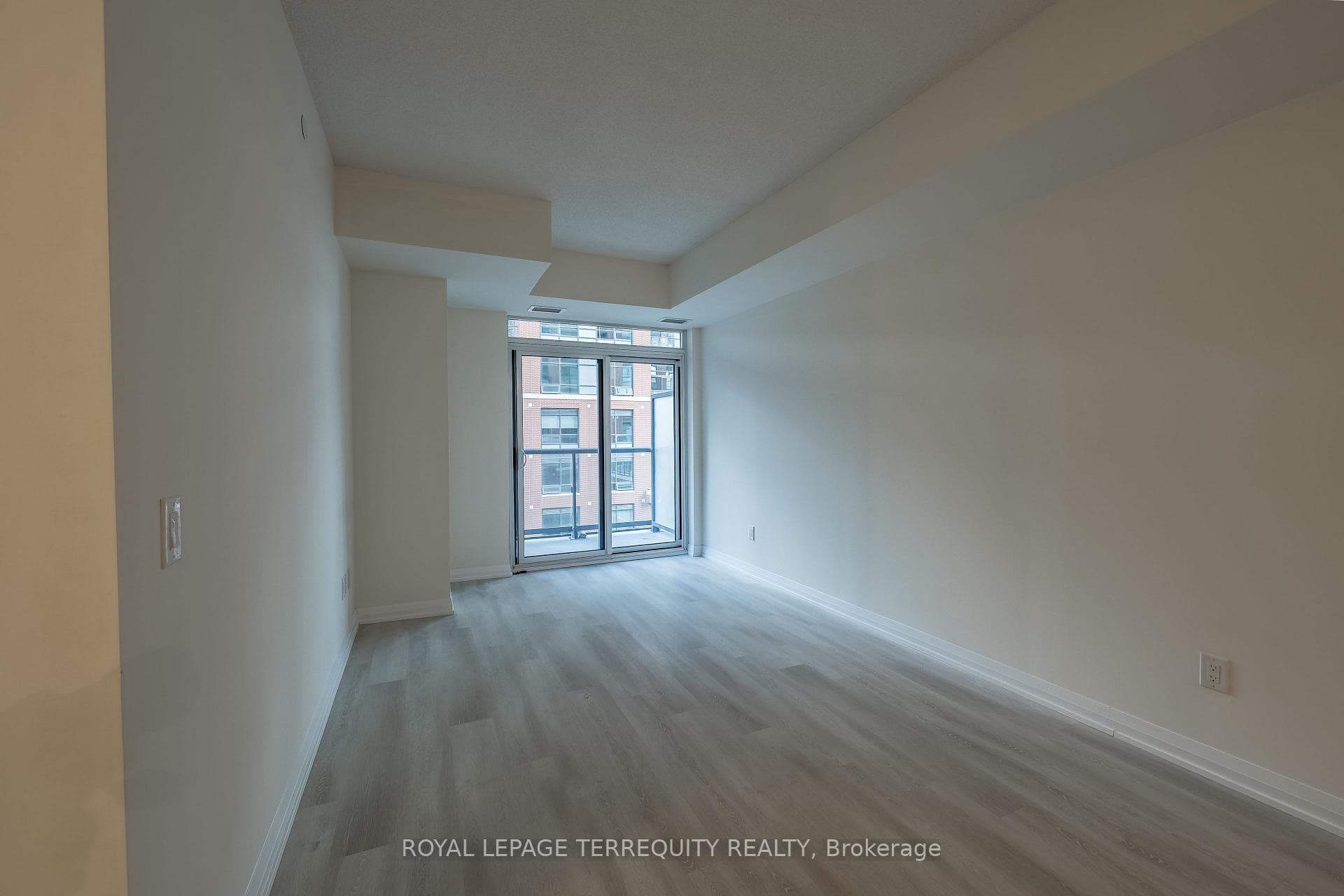3260 Sheppard Avenue Unit 805 photo 6
