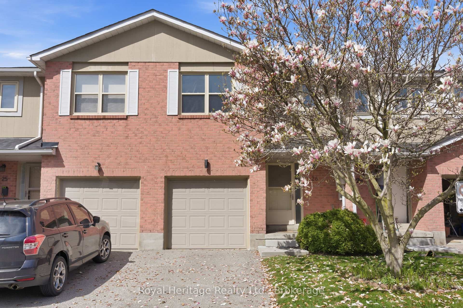 115 Avenue Road Unit 26 photo 1