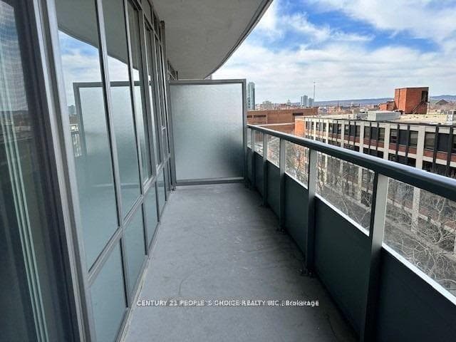 212 King William Street Unit 703 photo 21