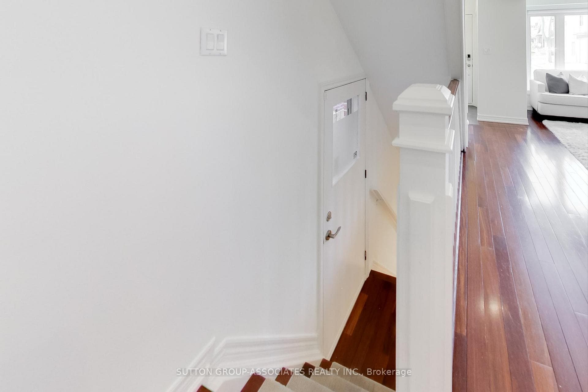 165 Tyrrel Avenue photo 27
