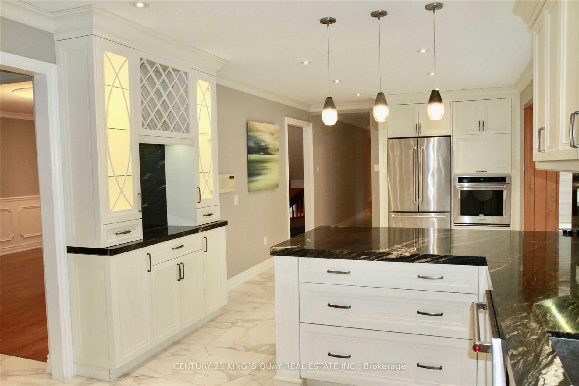 36 Personna Boulevard photo 9