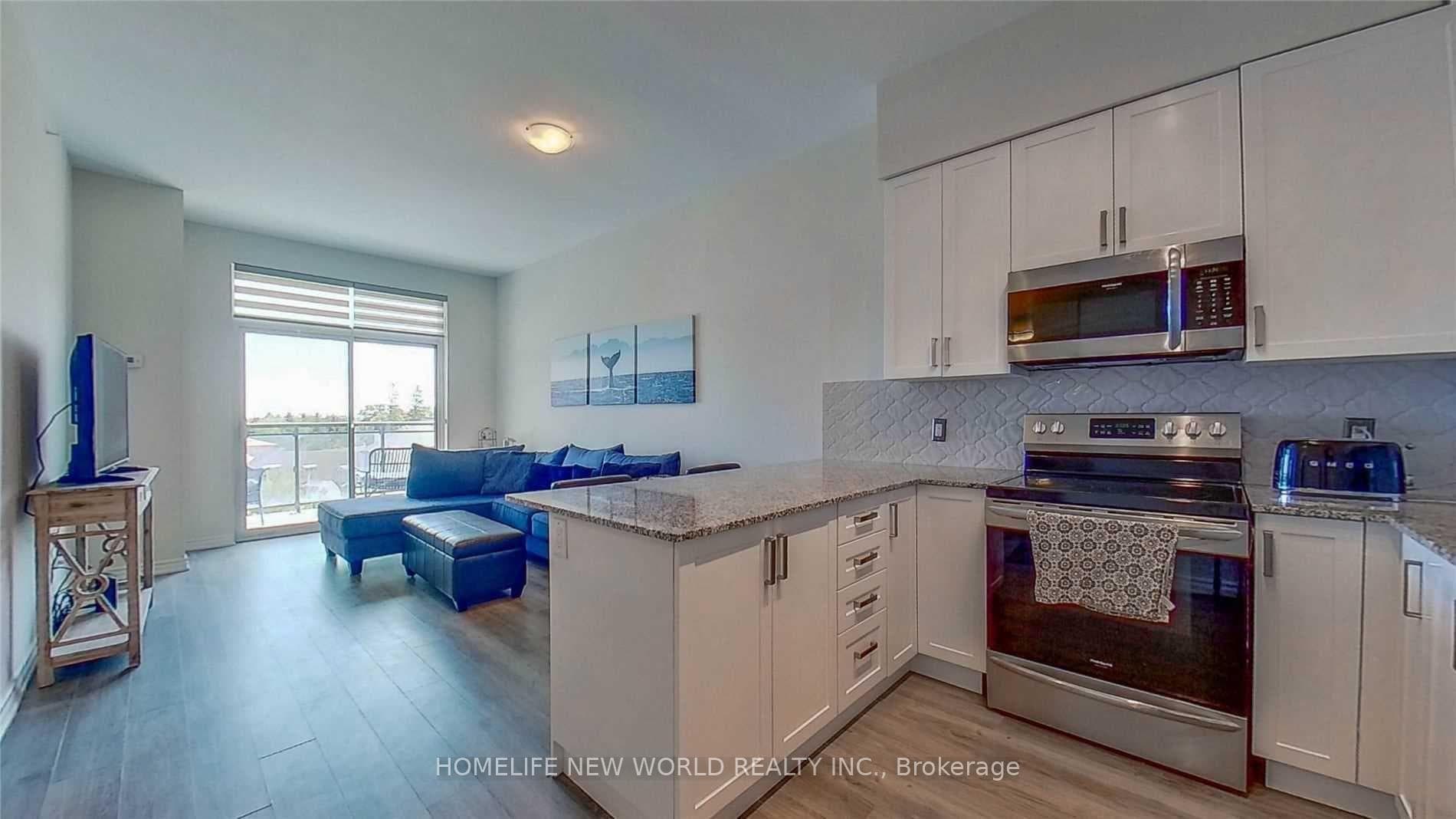 11611 Yonge Street Unit 501 photo 2