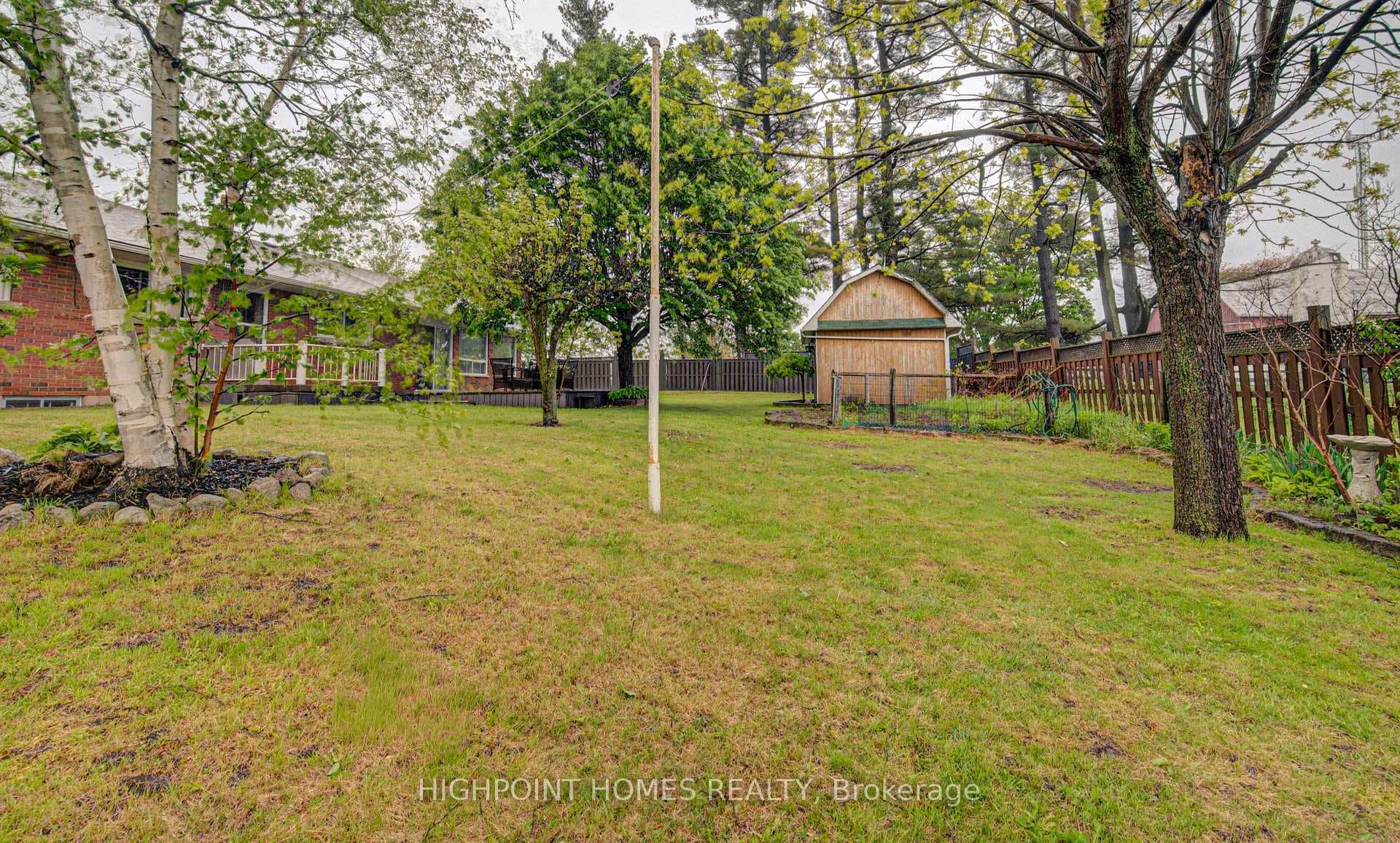 5438 Trafalgar Road photo 38
