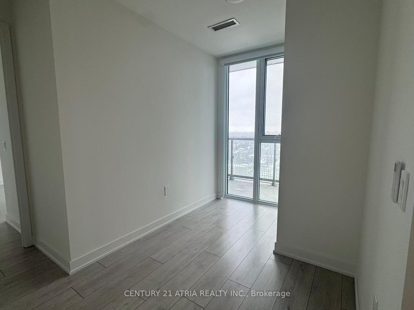 5858 Yonge Street Unit 1911 photo 13
