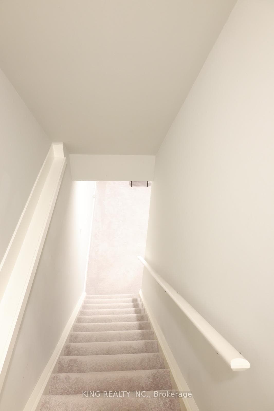 745 CHELTON Road Unit 21 photo 26