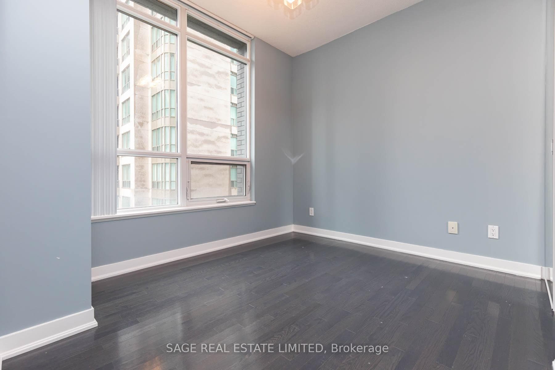 770 Bay Street Unit 1906 photo 15