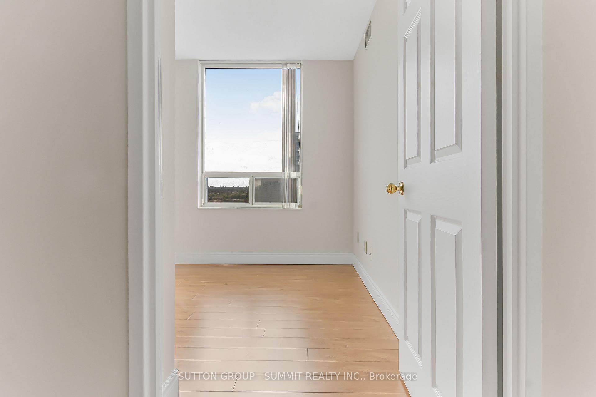 285 Enfield Place Unit 1606 photo 12