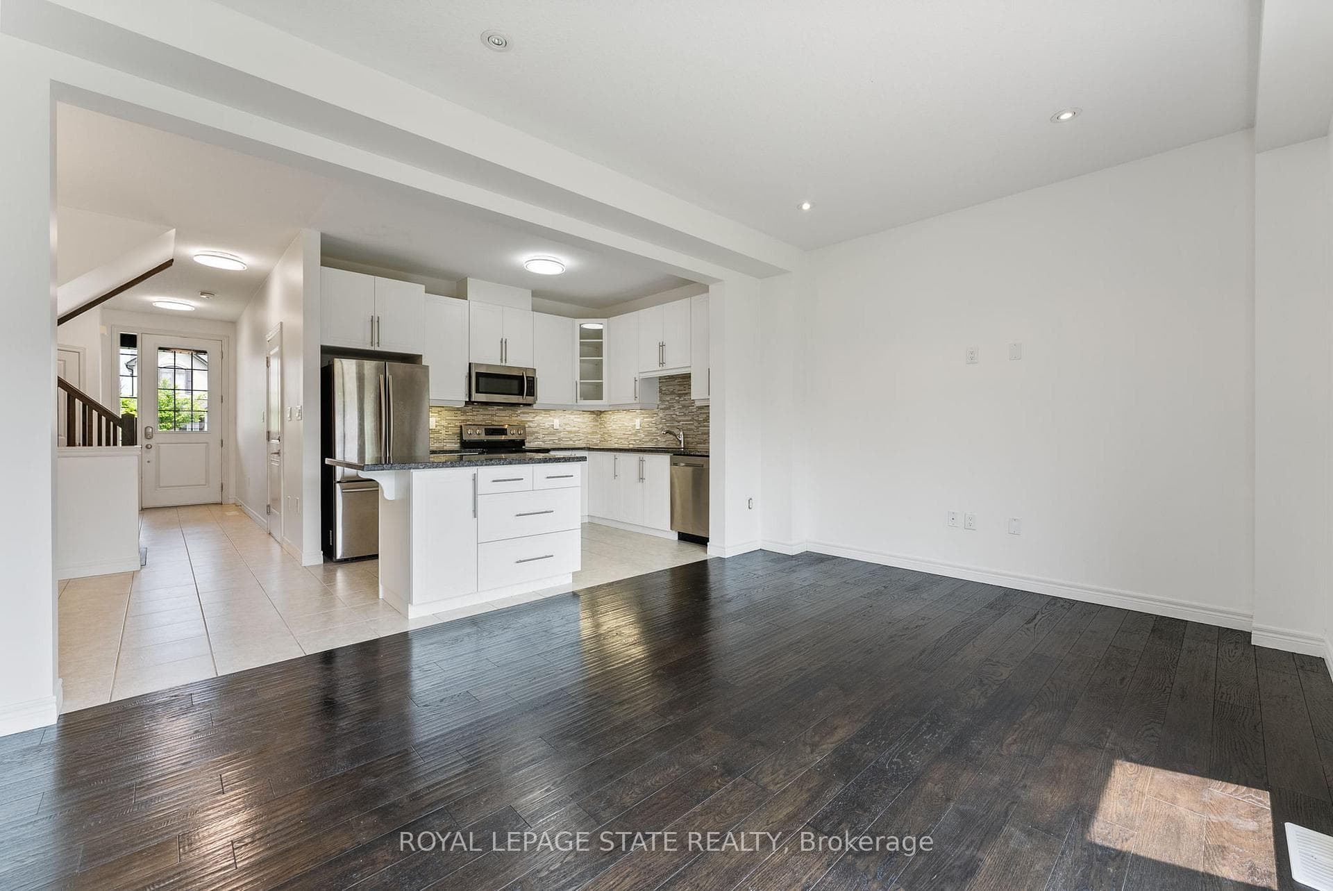 68 Dodman Crescent photo 36