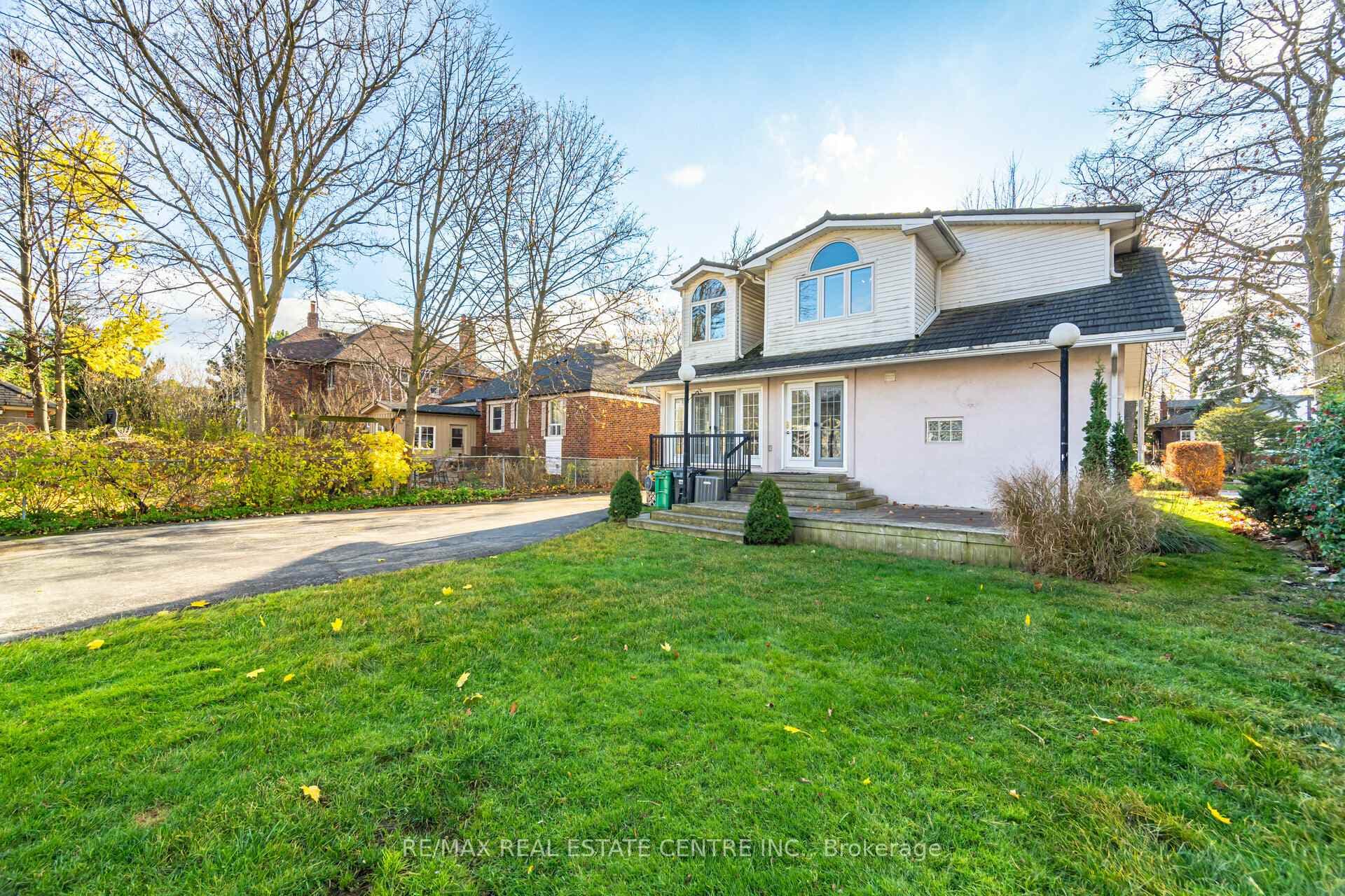 19 Oakwood Avenue photo 40