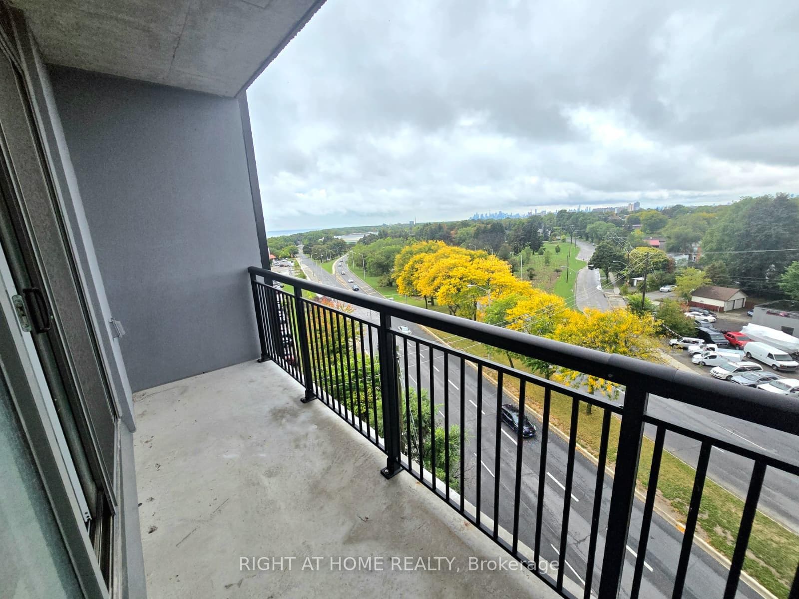 90 Glen Everest Road Unit 718 photo 15