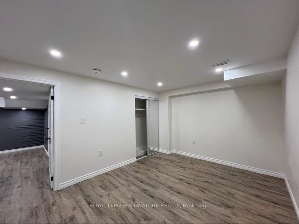 60 Lofthouse Drive Unit BSMT photo 5