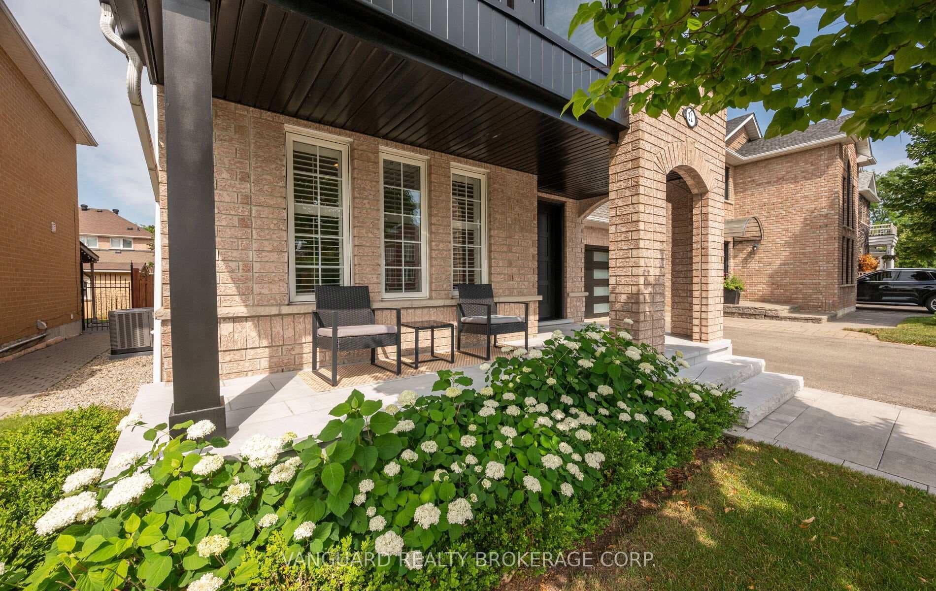 22 Monteith Crescent photo 4