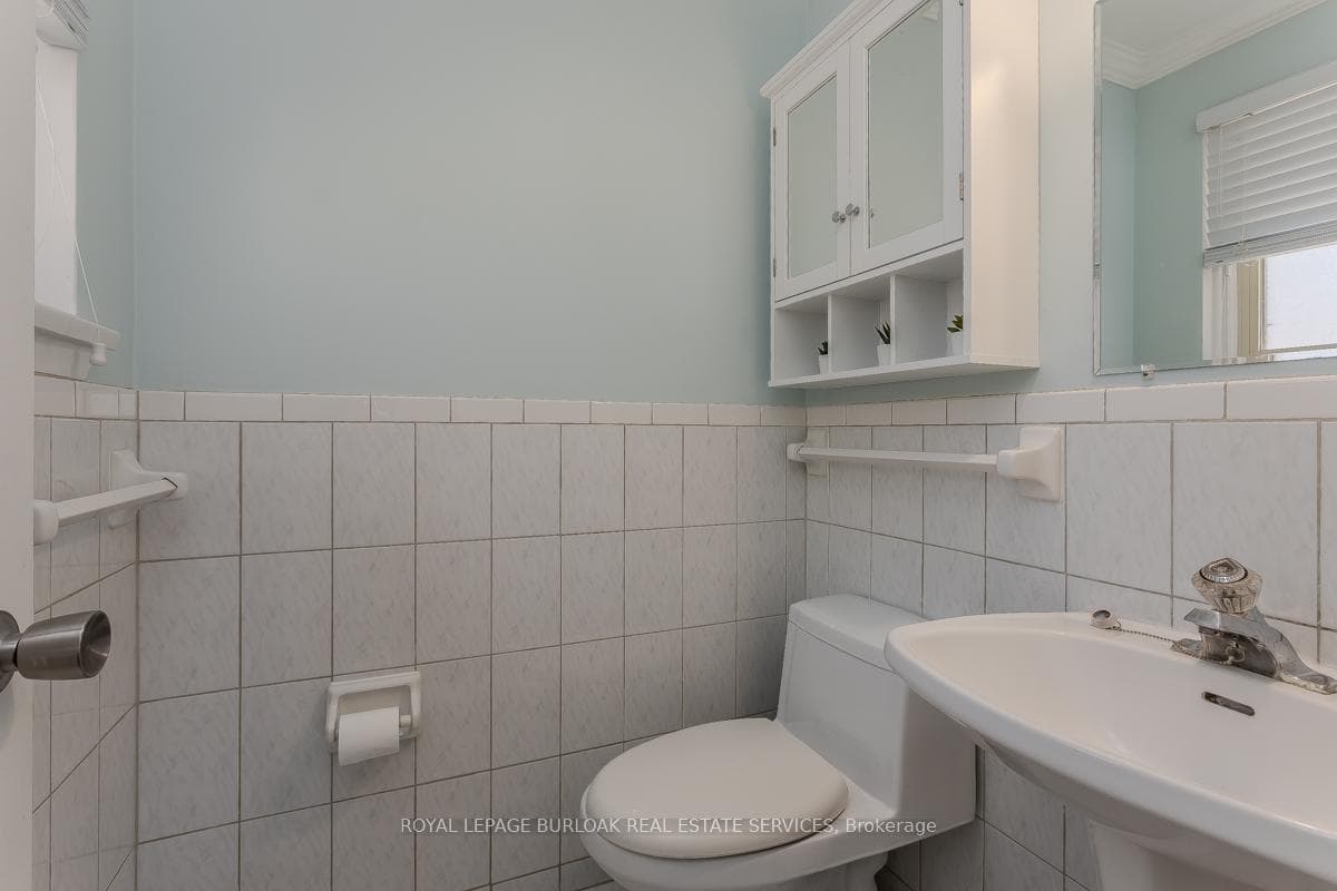 2074 Mountain Grove Avenue photo 15
