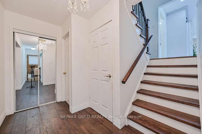 7433 Sigsbee Drive photo 26