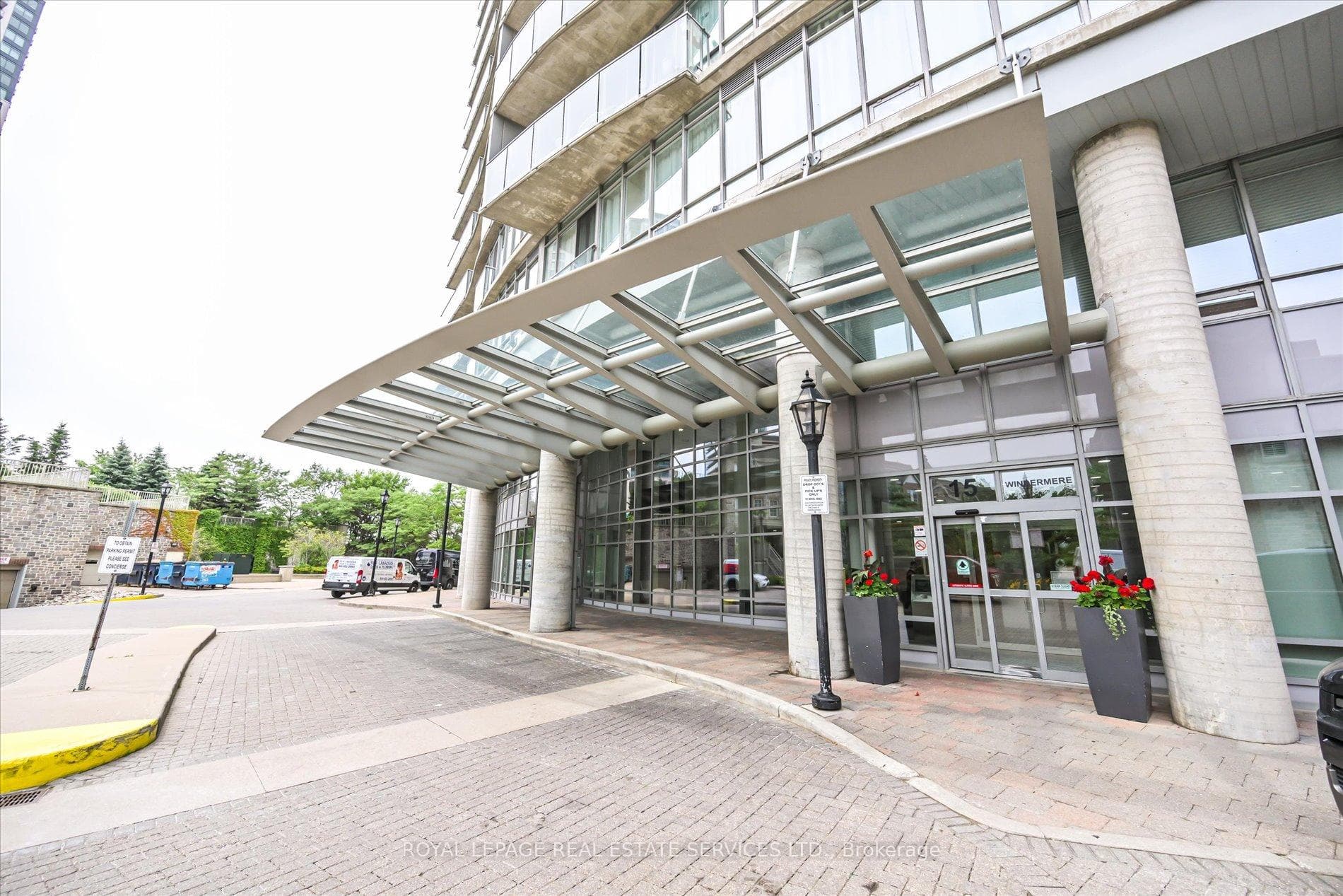 15 Windermere Avenue Unit 1704 photo 3