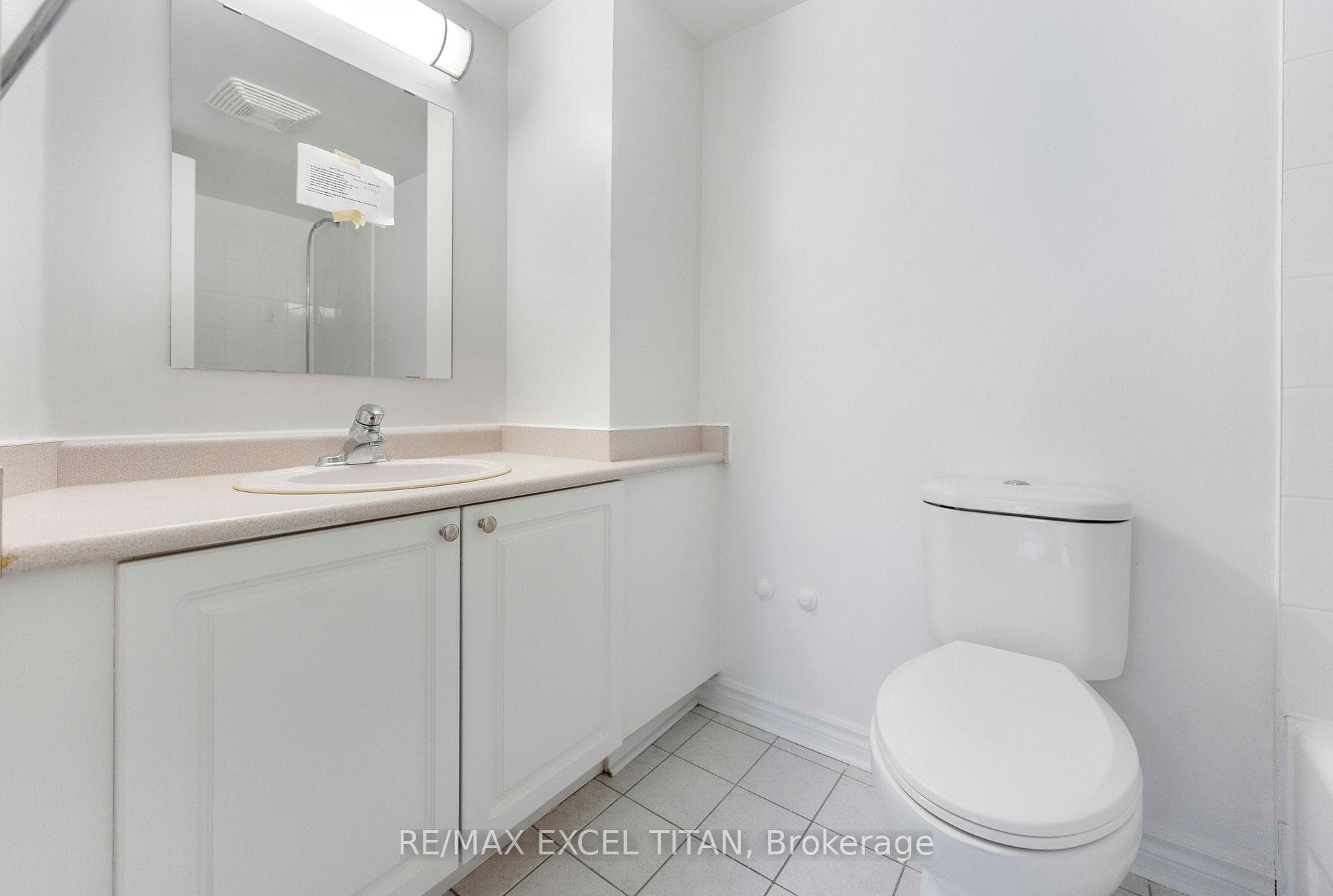 1407 Dupont Street Unit 309 photo 15