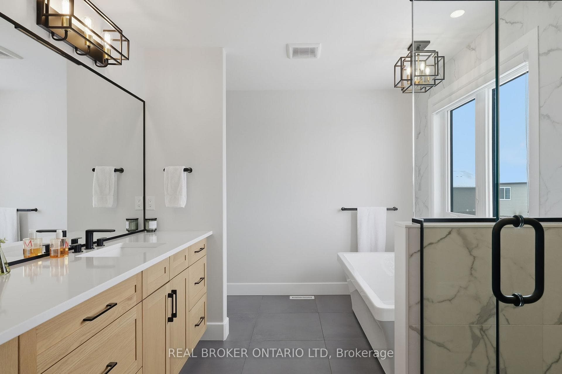 1600 Medway Park Drive photo 27