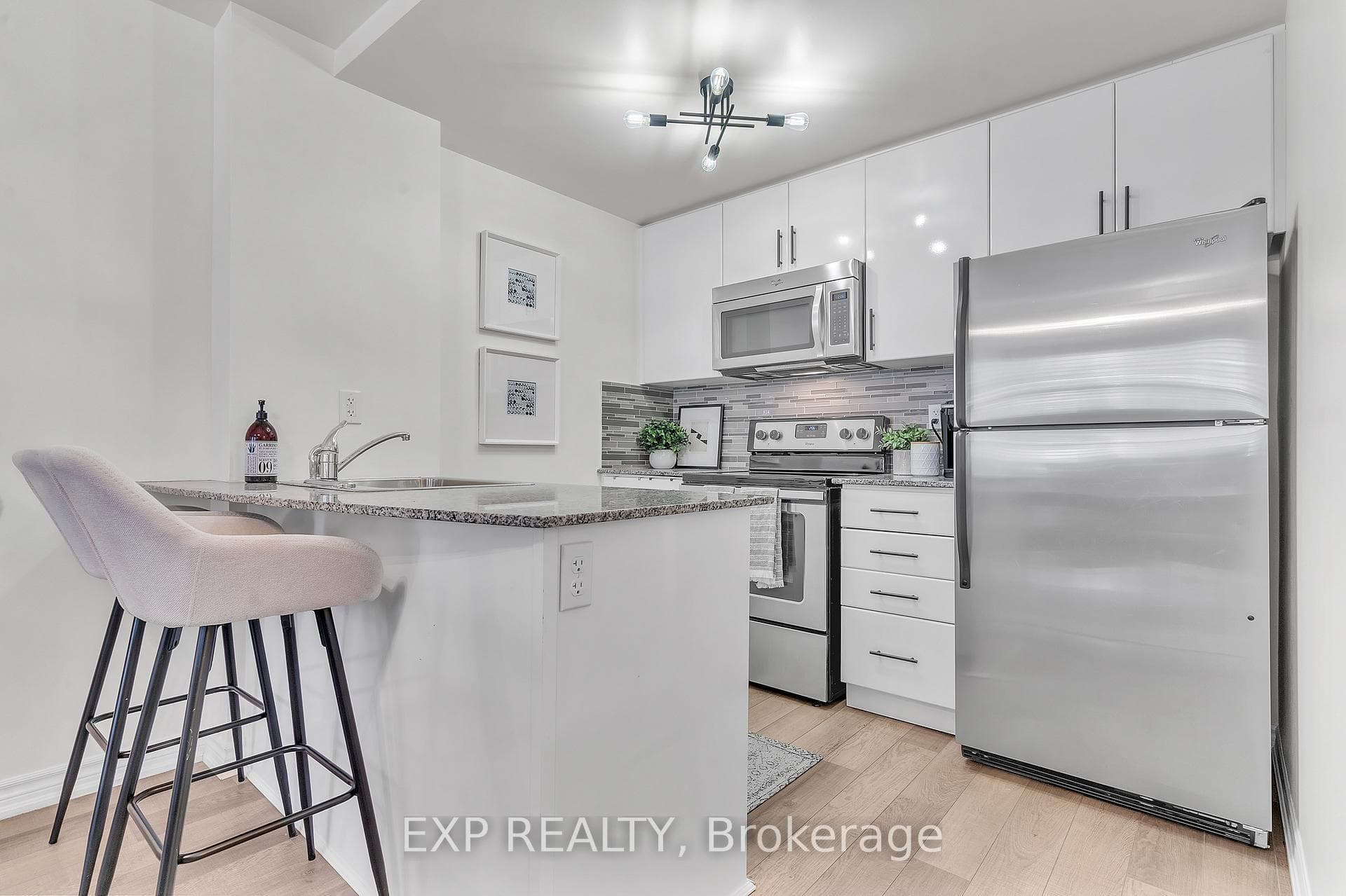 30 Carnation Avenue Unit 78 photo 18