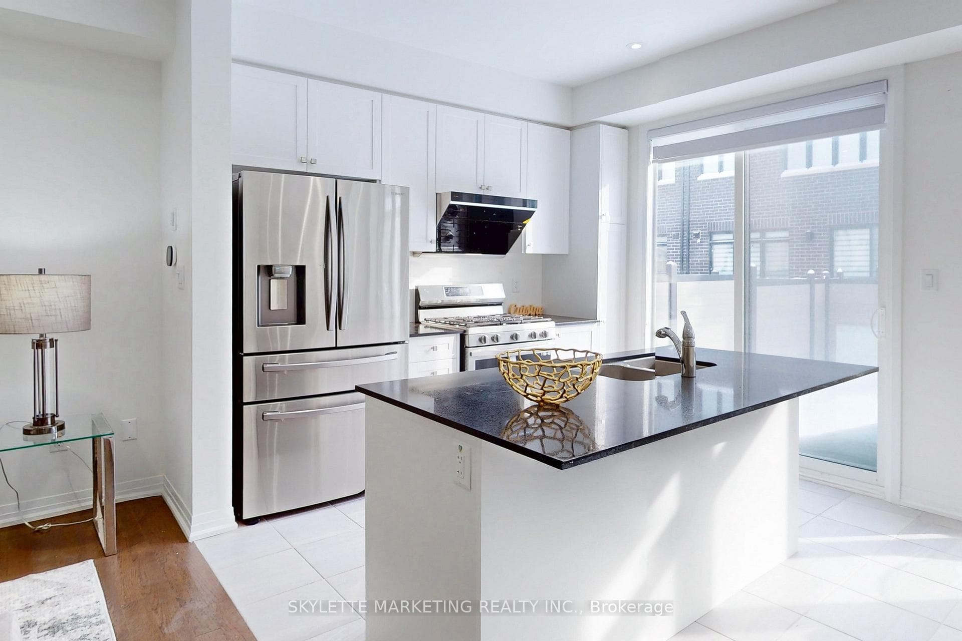 63 McCague Avenue photo 9