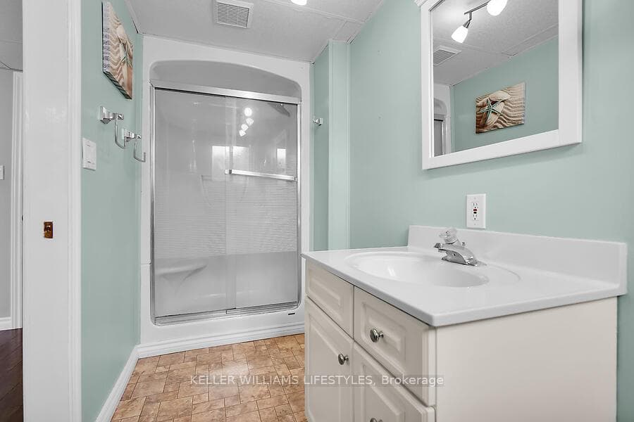 36 Vanbuskirk Drive photo 20